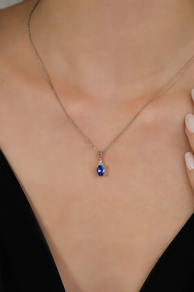 0,77 Karat Tanzanite 14 Ayar Altın Pırlanta Kolye